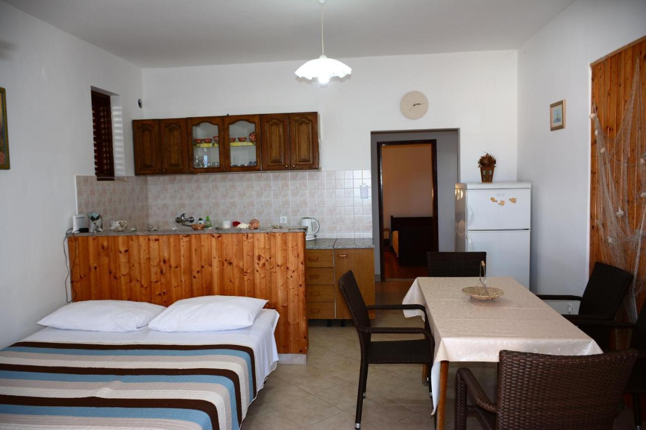 Apartments By The Sea Luka Dubrava, Peljesac - 284 Janjina Экстерьер фото