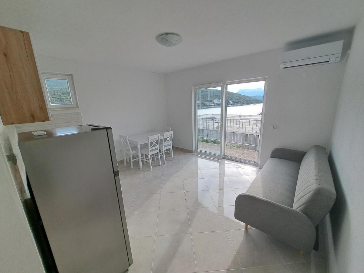 Apartments By The Sea Luka Dubrava, Peljesac - 284 Janjina Экстерьер фото